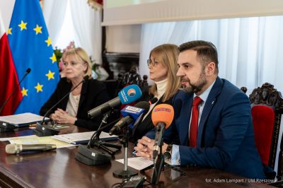 zdjęcie z konferencji prasowej, fot. Adam Lampart, Urząd Miasta Rzeszowa